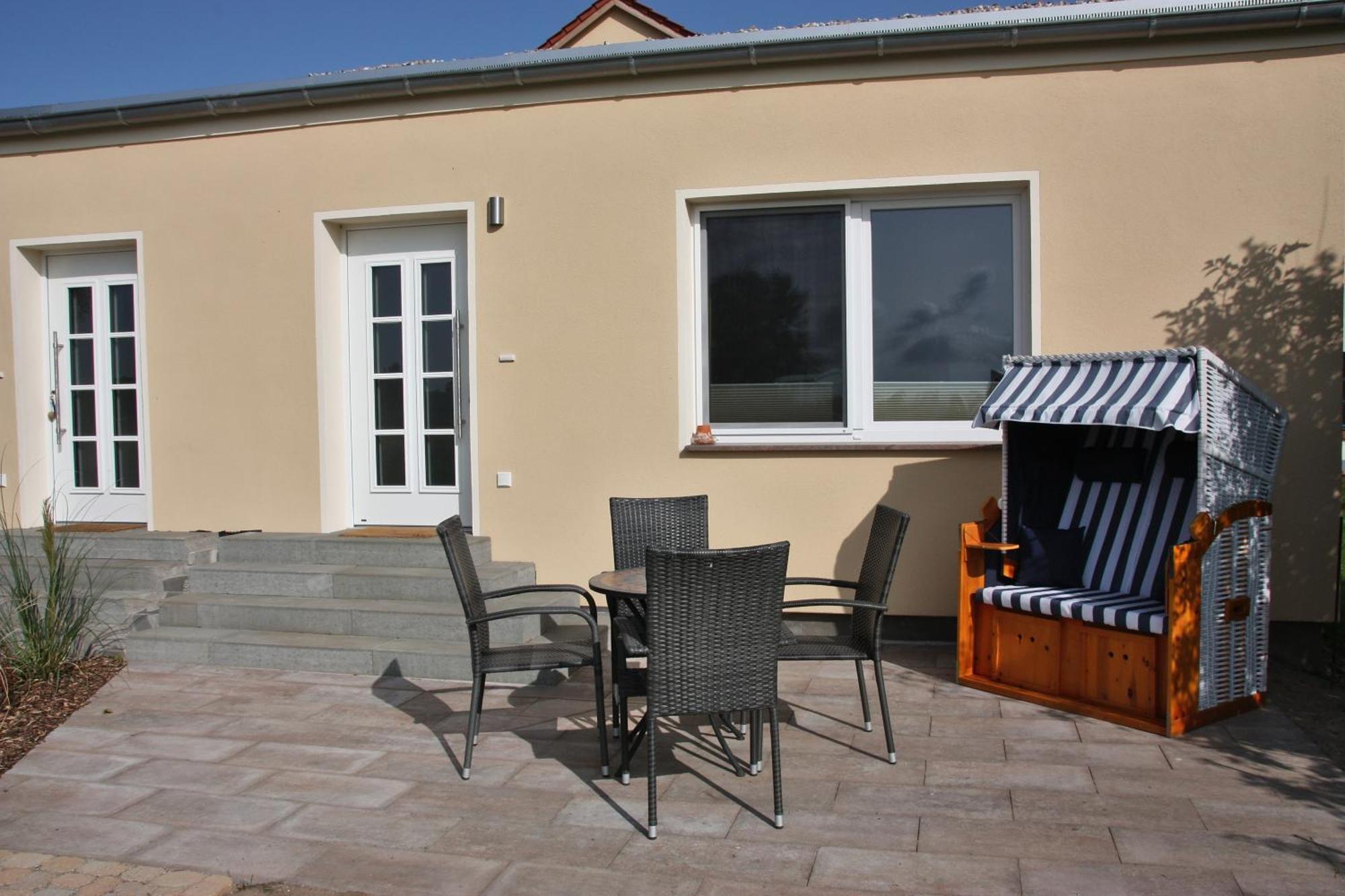Landhaus Philipp - Ruhe & Meer Ostseebad Nienhagen Esterno foto